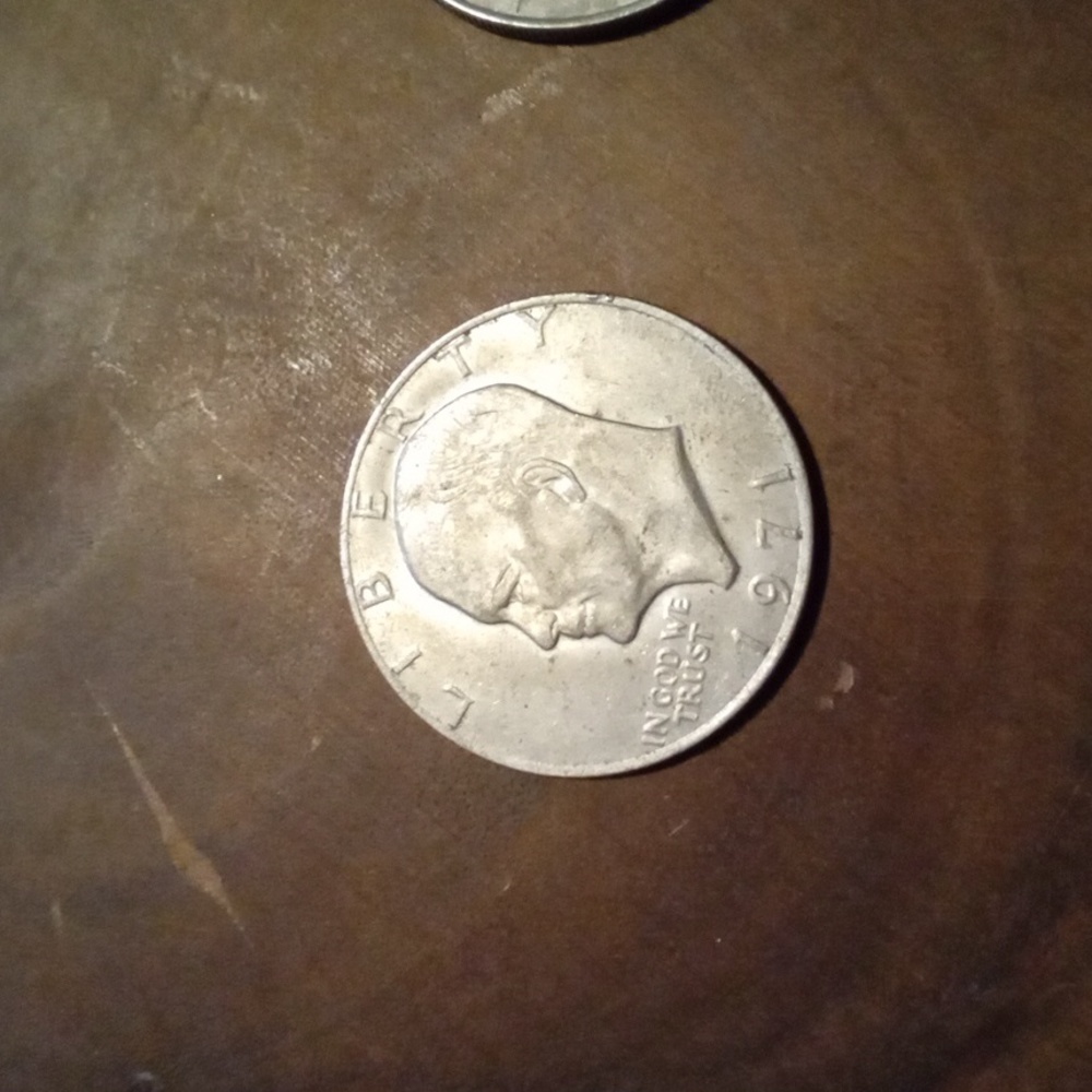1970s Eisenhower silver dollar set - Picture 3 of 6